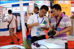 Buyair栢業(yè)2015順德家電交易秋交會(huì ) 栢業(yè)空氣 CHA本草空氣凈化器